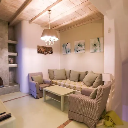 Sophisticated Mykonos Amorino Terrace With Private Hot Tub Outdoor Dining Area Apartamento *